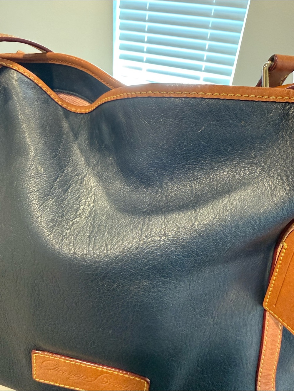 REHAB Dooney & Bourke Navy Leather Shoulder Bag with Tan Trim and Accents - Picture 2 of 13